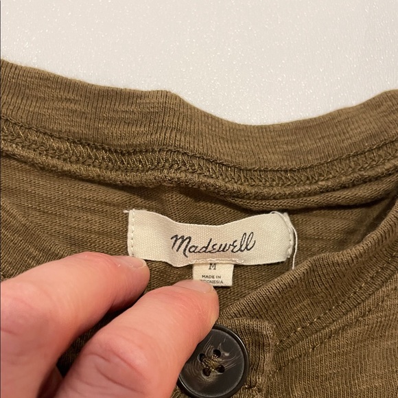 Madewell Raw Edge Henley Crop Top Olive Green - Picture 4 of 6